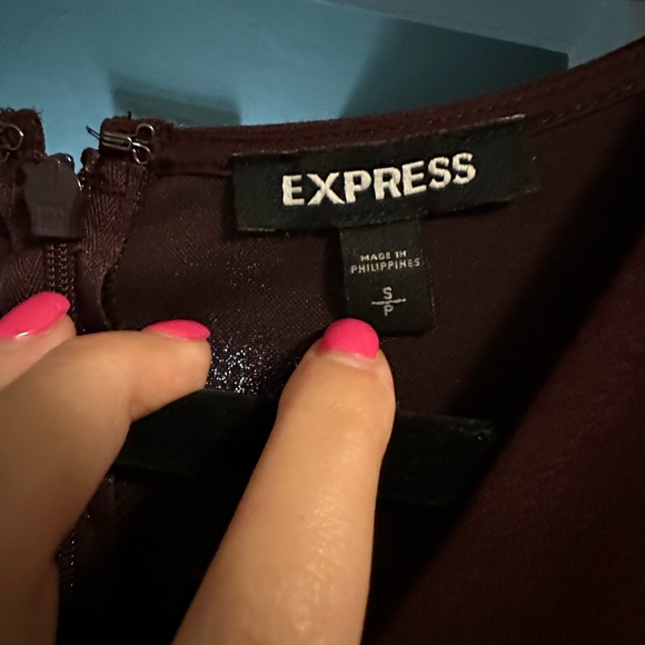 Express maroon jumpsuit - Picture 3 of 4